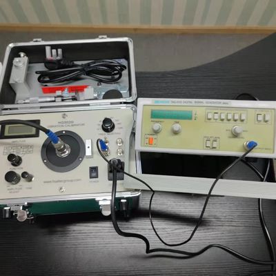 डिजिटल कंपन कैलिब्रेटर कैलिब्रेट कंपन मीटर कंपन शेकर 1Hz से 10kHz लगातार समायोज्य HG-5020i