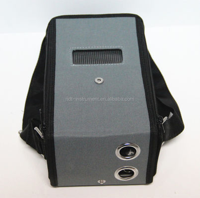 अल्ट्रासोनिक मोटाई गेज जिसका तापमान रेंज 0-50C है, माप रेंज 0.75mm से 300mm और परीक्षण गहराई 120mm है